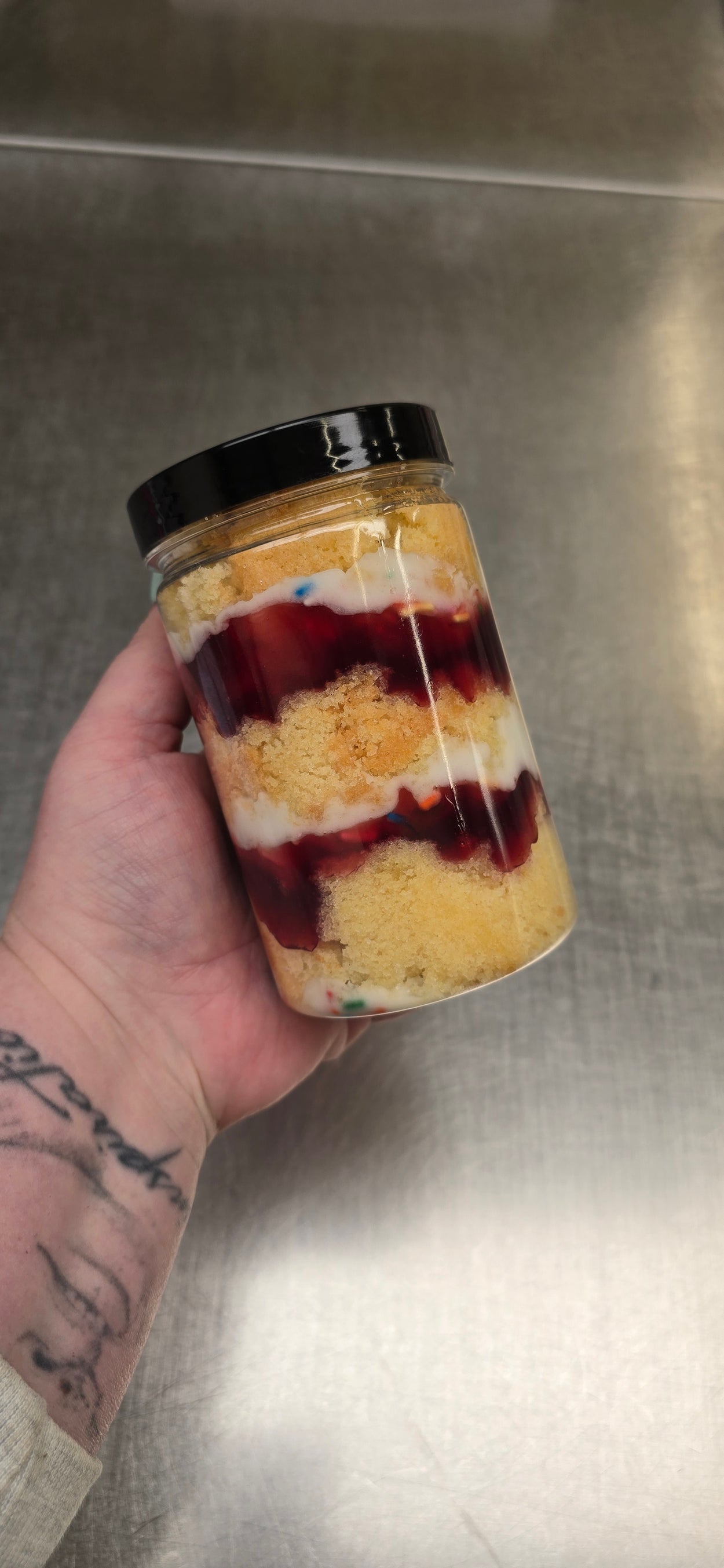 Cake Jar (Jam & Old School Cake)
