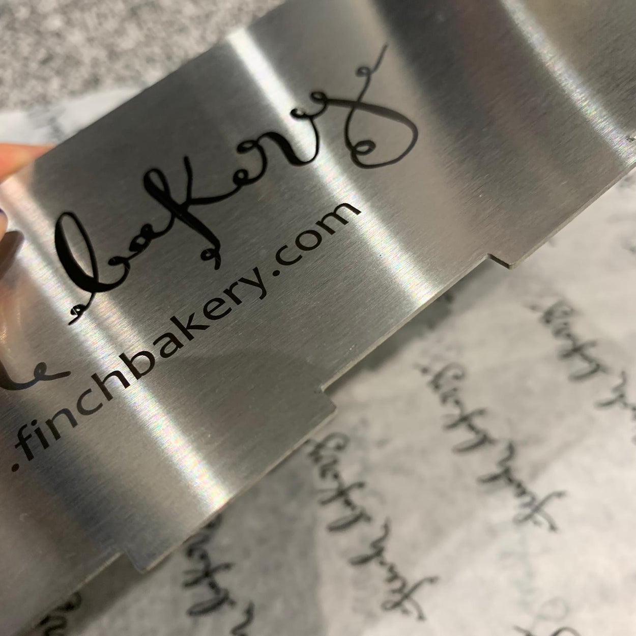 Thick Stripe Scraper