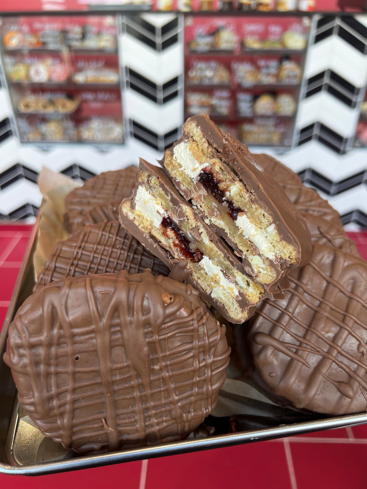 Finch Marshmallow Cookie Wheel