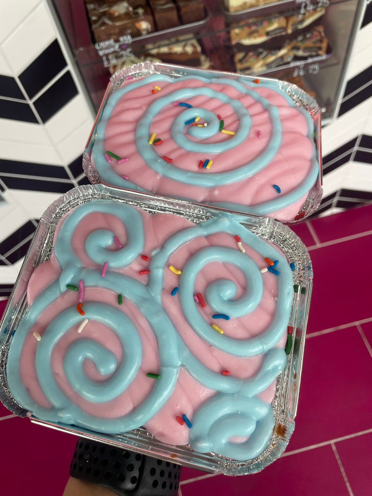 School Cake Tray (Candyfloss)