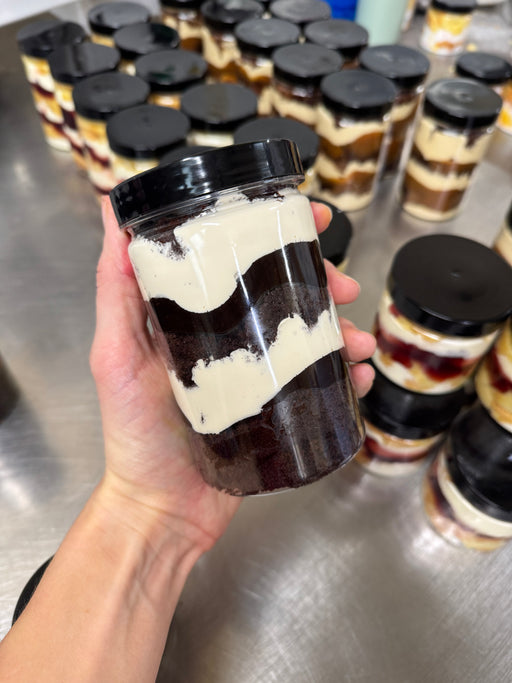 Cake Jar (Chocolate Fudge & Marshmallow Fluff)