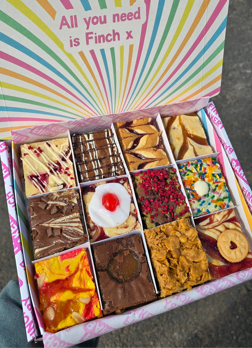 12 Piece Mixed Blondie Brownie Box (New)