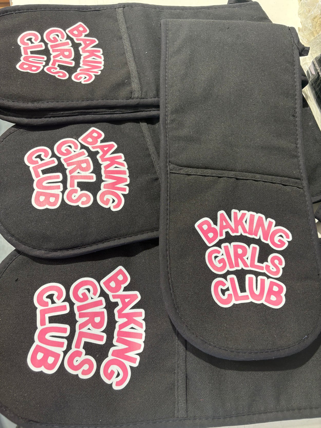 Baking Girls Oven Glove