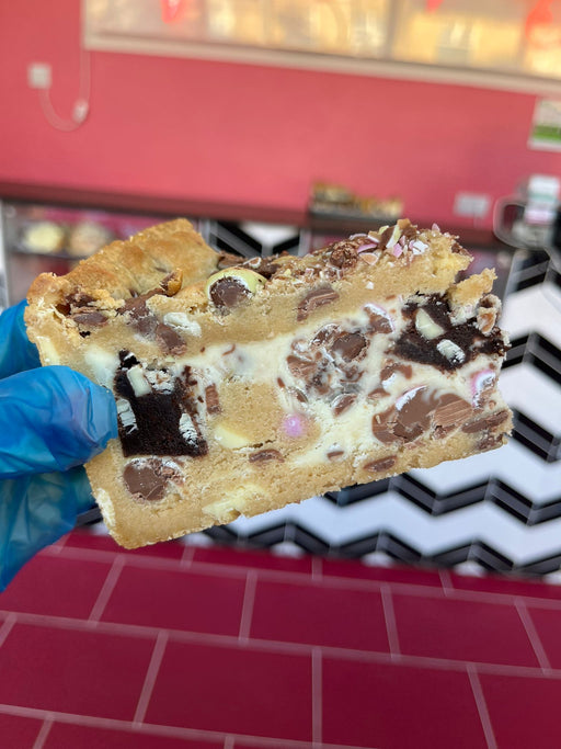 Mini Egg Cookie Pie