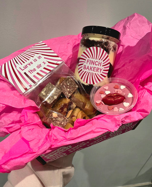 Valentine’s Mini Treat Box
