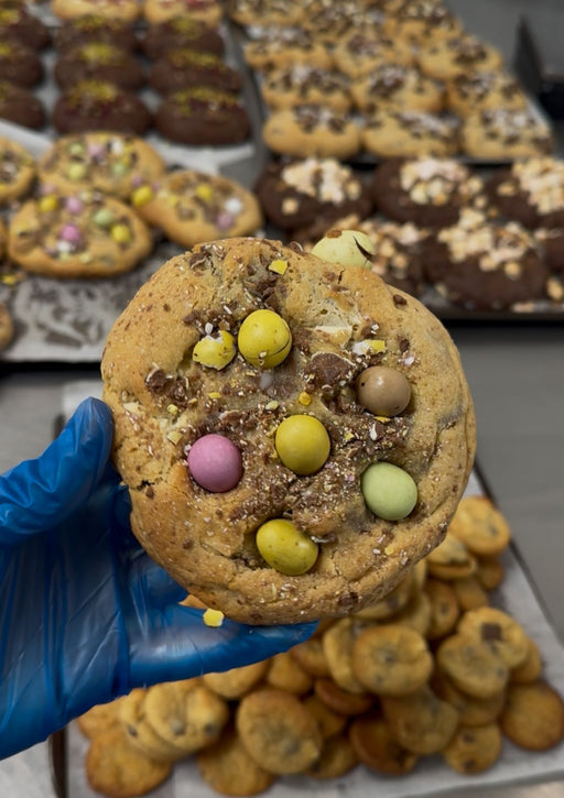 Chunky Cookie (Mini Egg & Creme Egg)
