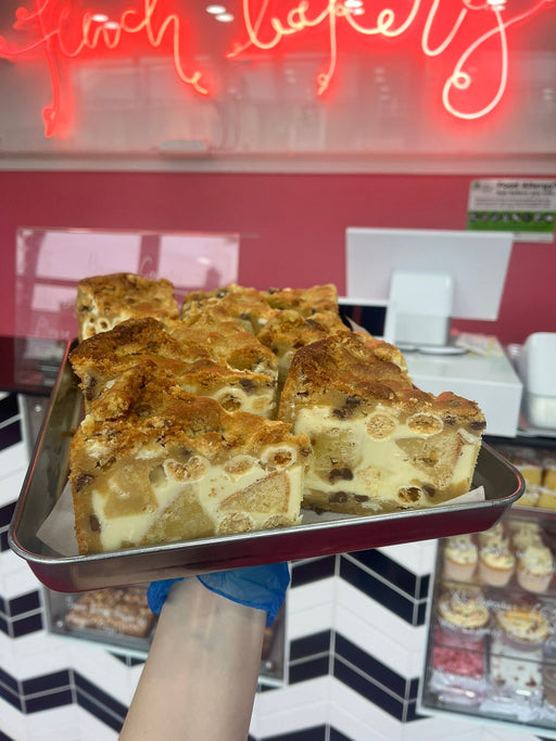 Malteser White Chocolate Cookie Pie